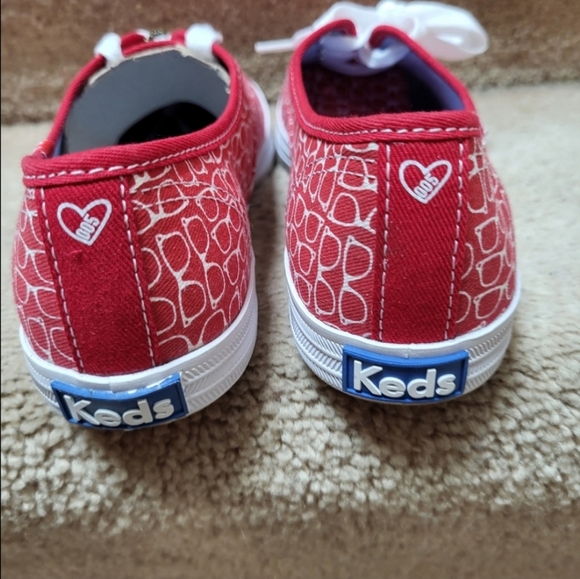 Brand New! TAYLOR SWIFT GLASSES PRINT KEDS! - Picture 6 of 9